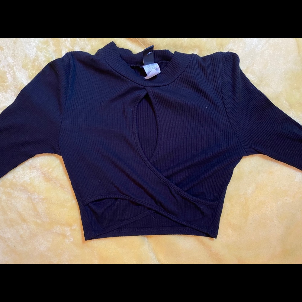 Black long sleeve crop top with cut out